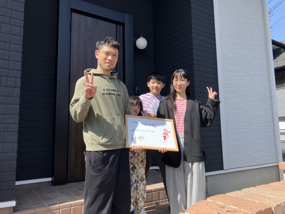 【広島市佐伯区】外壁屋根塗装工事・玄関ドア交換工事 M様邸