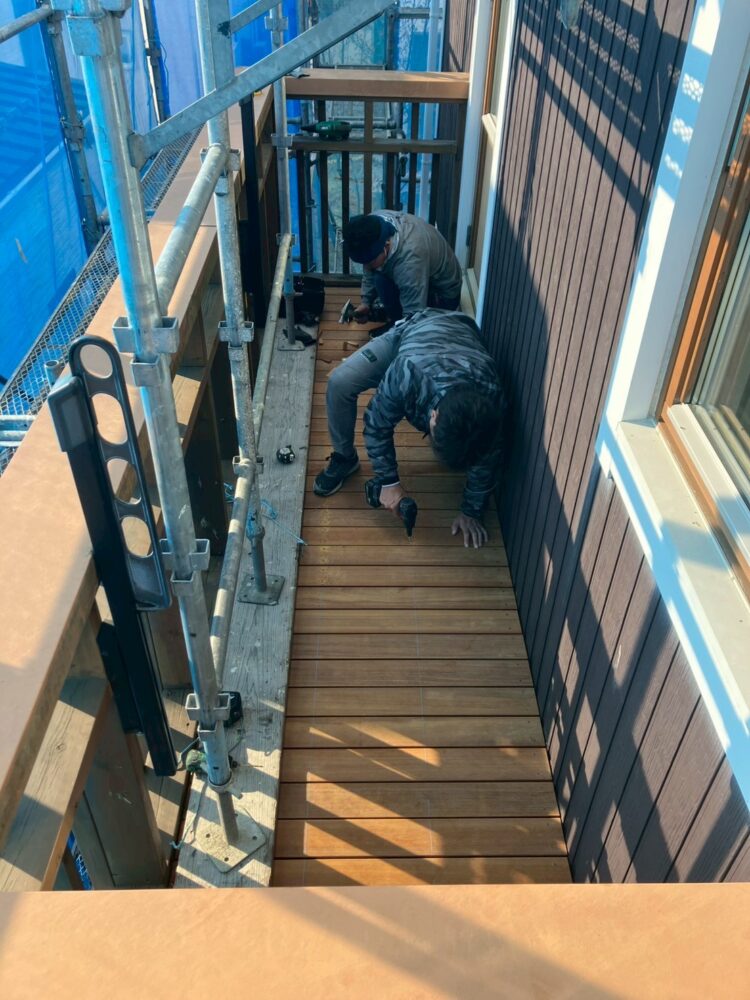 【ベランダ木部改修工事】