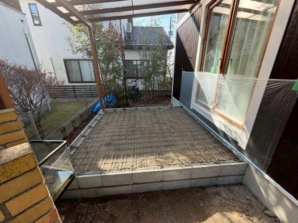 【土間タイル工事】