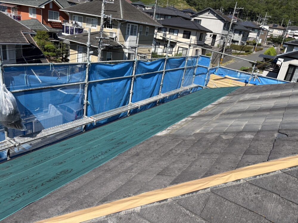 【屋根カバー工法】ルーフィングシート設置