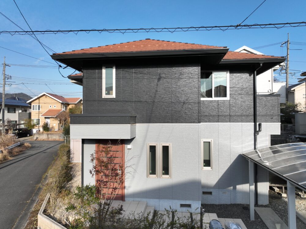 【広島市安芸区】外壁塗装工事 カーポートサイドパネル設置工事 N様邸