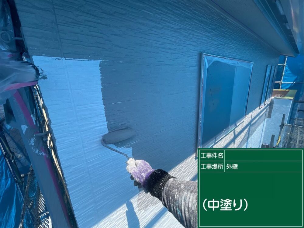 【塗装】外壁中塗り
