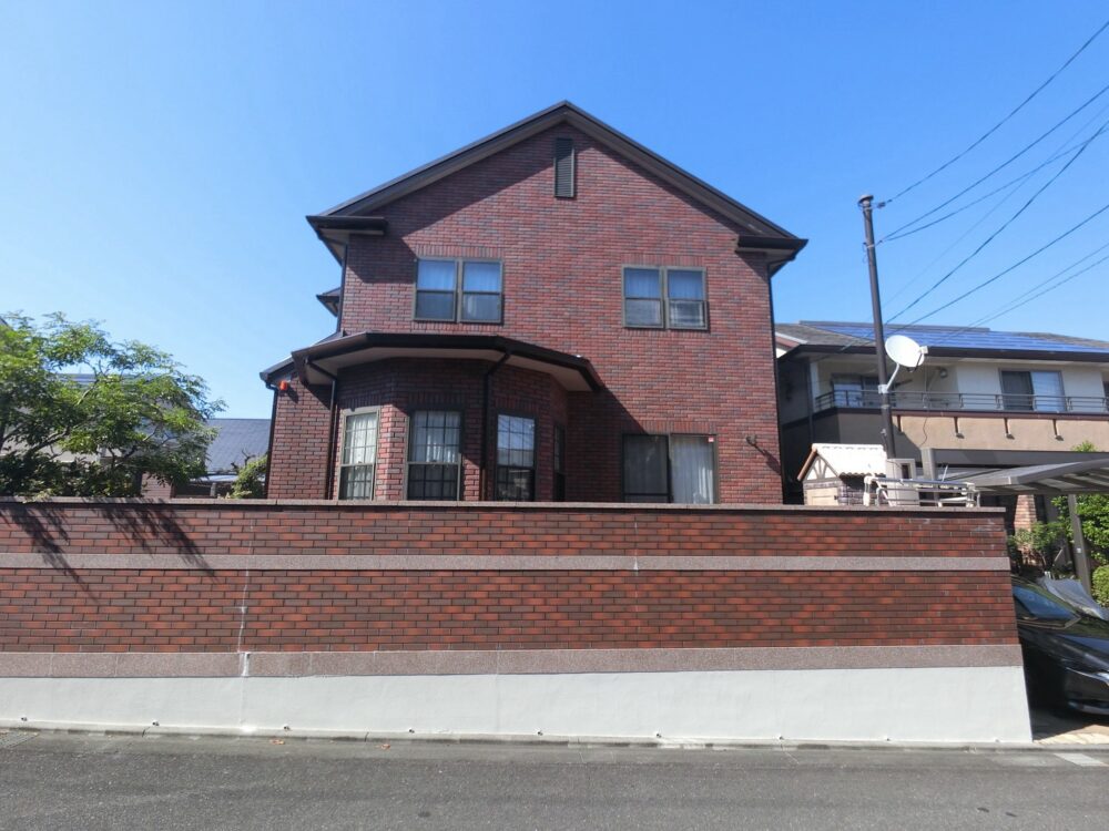 【広島市西区】付帯部塗装工事 屋根カバー工法 FRP防水工事 トイ架け替え工事 網戸交換工事　M様邸